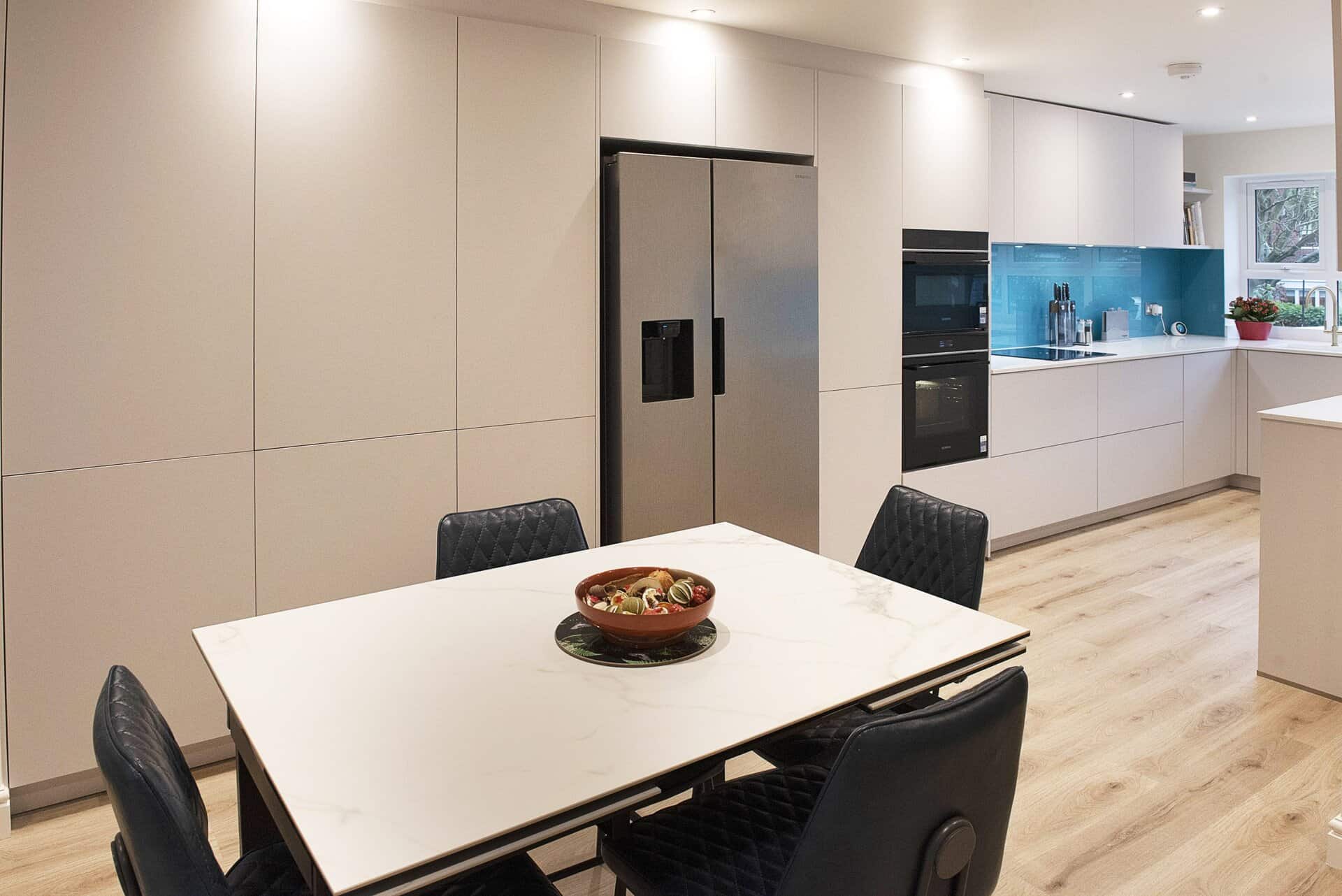 Southridge Place Kitchen - Image 4